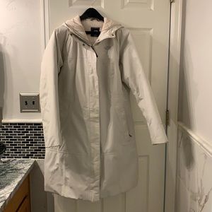 Women’s The North Face winter coat